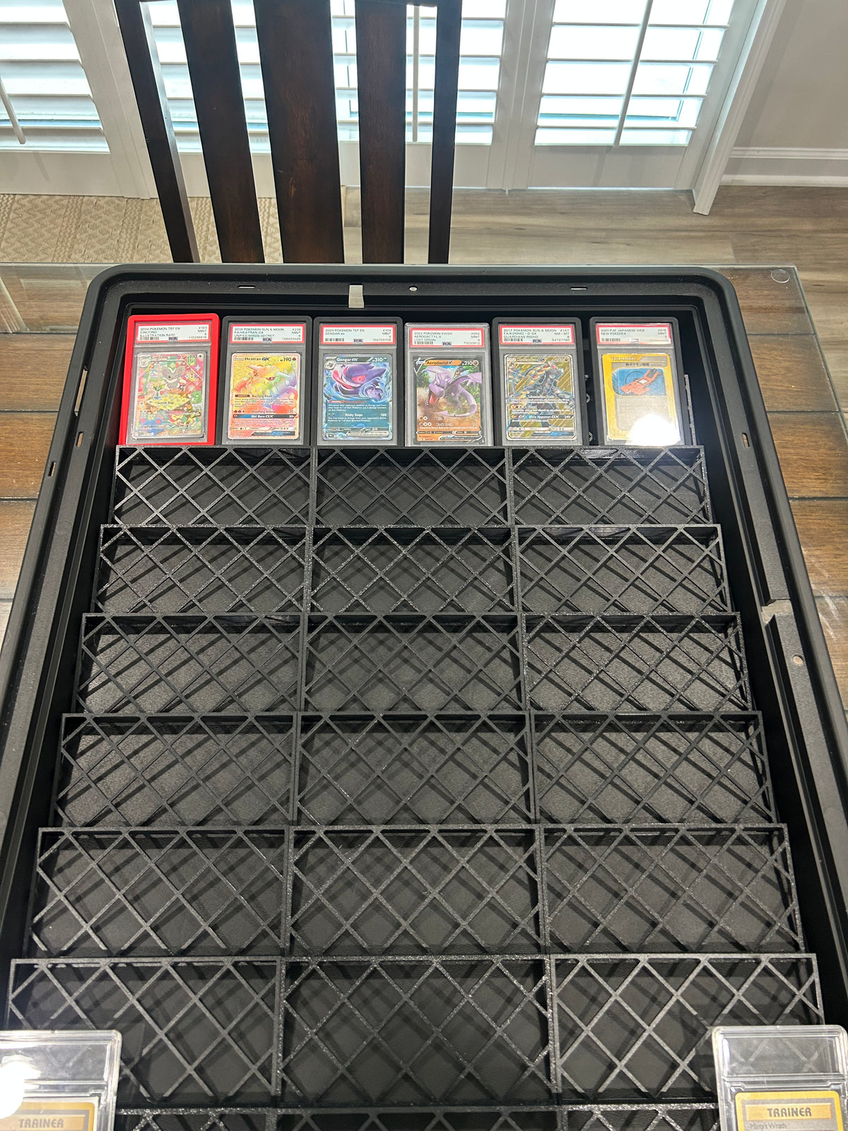 Magnetic Zion Case Card Riser - Prakke 2