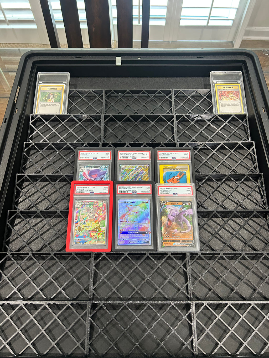 Magnetic Zion Case Card Riser - Prakke 2